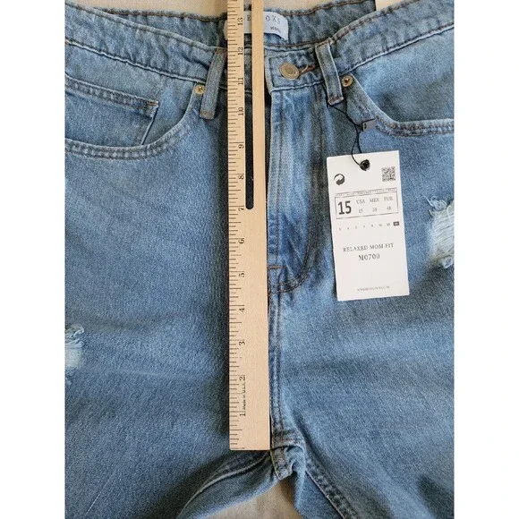 Muselooks Womens Capris 15 33x25 Jeans Relaxed Distressed Medium Blue Wash‎ NEW - Picture 9 of 16